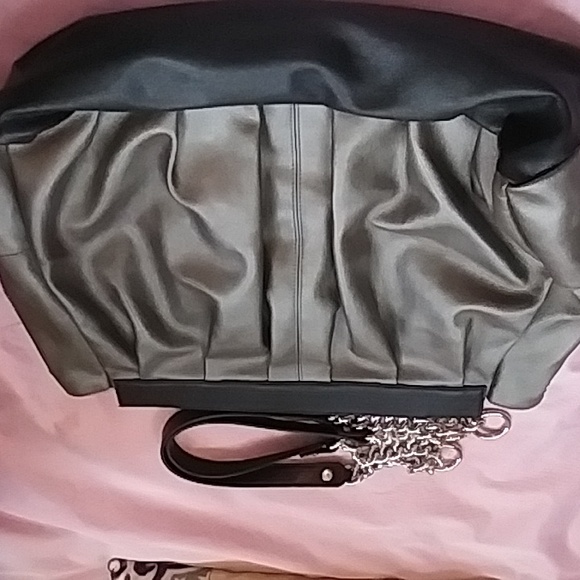 Awesome NWOT Miche Prima shell and straps. - Picture 5 of 12